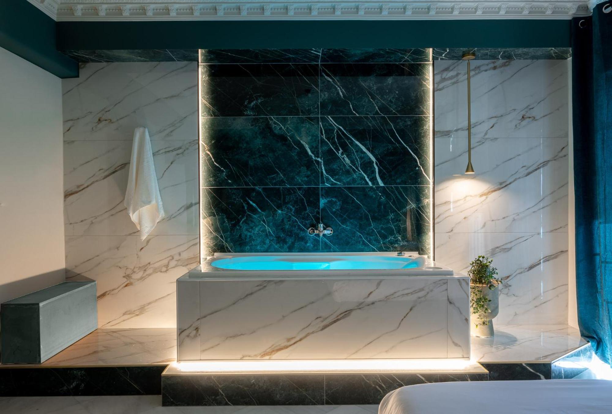 Noho Acropolis Suites X Elise , Olivia Athens Exterior photo